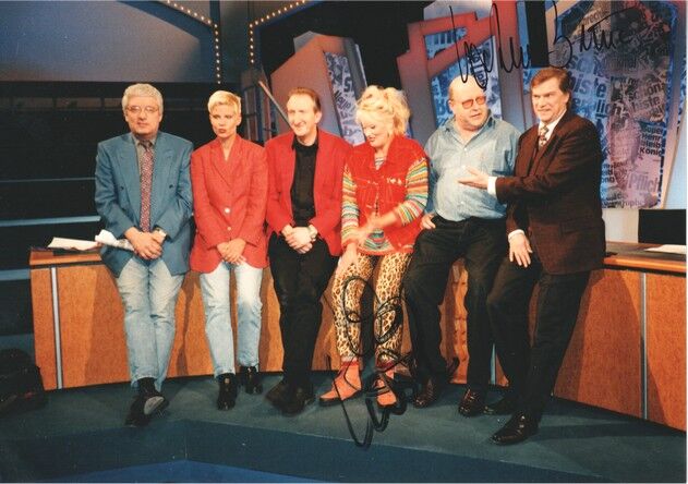 Autogramme Comedy | 7 TAGE - 7 KÖPFE | 1990er Foto (Gruppenbild Color XM) + AG Busse & Köster