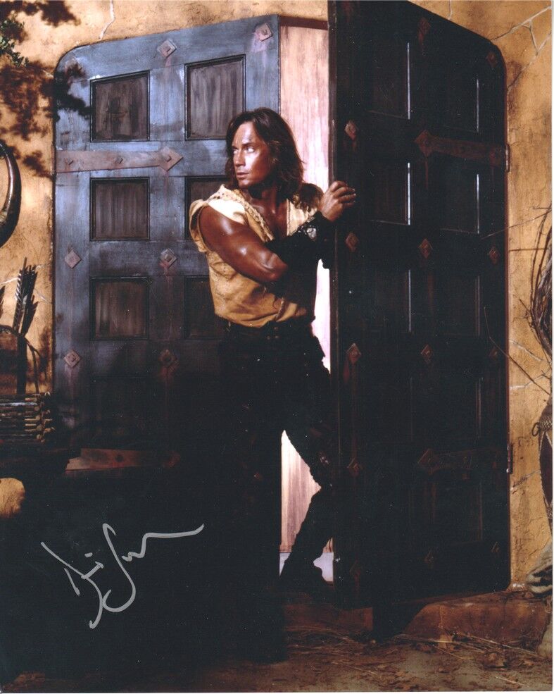 Autogramm Film (USA) | Kevin SORBO | 1990er Foto (Filmszene Color XL) "Hercules" 5