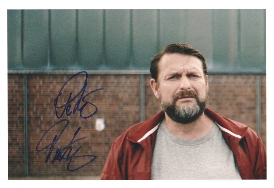 Autogramm Film | Peter TRABNER | 2014 Foto (Filmszene Color XL) "Familienfieber" 1