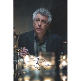 Autogramm Film (USA) | Eric BOGOSIAN | 2022 Foto (Filmszene Color XM) "Interview Vampire" 1