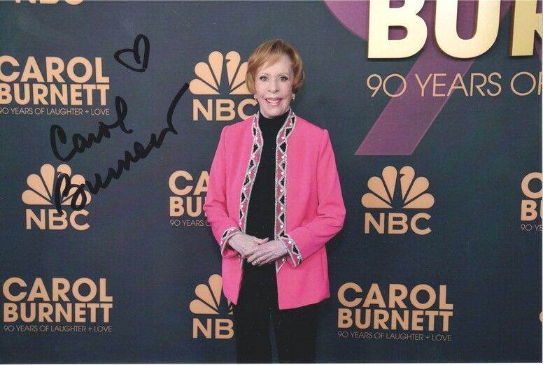 Autogramm Film (USA) | Carol BURNETT | 2023 Foto (Portrait Color XM) 90 Years