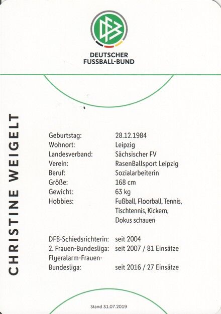 Autogramm Fussball | Schiedsrichter | 2019 Dekra | Christine WEIGELT