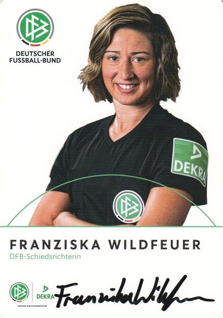 Autogramm Fussball | Schiedsrichter | 2019 Dekra | Franziska WILDFEUER