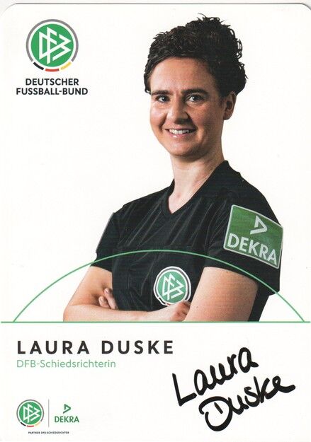 Autogramm Fussball | Schiedsrichter | 2019 Dekra | Laura DUSKE