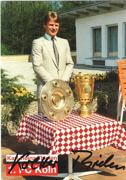 Autogramm Fussball | 1. FC Köln | 1980er | Karl-Heinz THIELEN (Portrait Color Pokale)