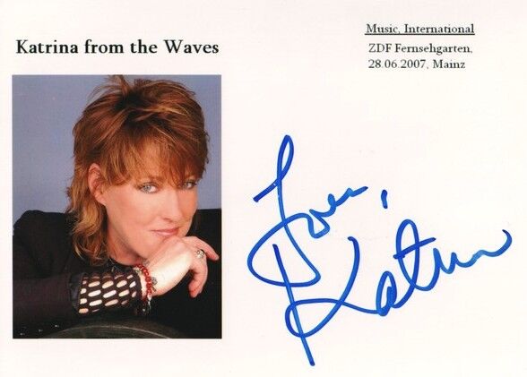 Autogramm Rock (UK) | Katrina LESKANICH | 2000er Foto (Portrait Color)