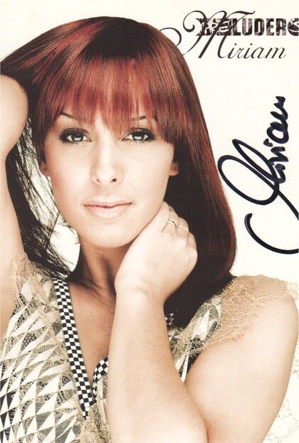 Autogramm Pop | PRELUDERS Miriam | 2004 "Hotter Than You Kow" (Portrait Color)