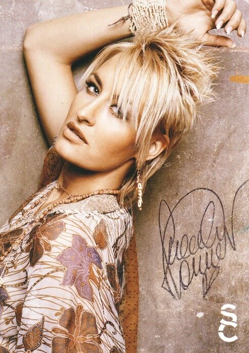 Autogramm Pop | Sarah CONNOR | 2005 "Naughty But Nice" (Portrait Color X-Cell)