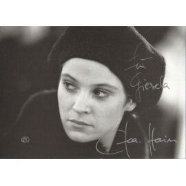 Autogramm Schauspieler | Jeanette HAIN | 1998 (Portrait SW) Falke