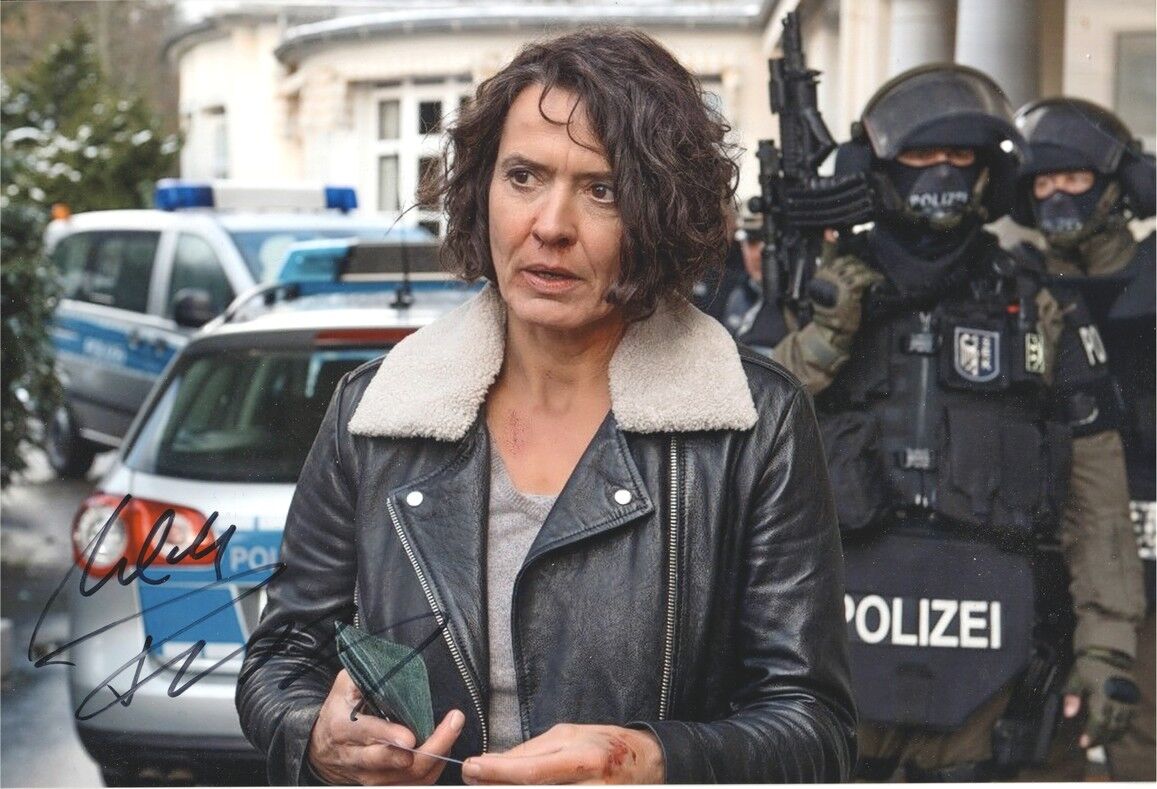Autogramm TV | ARD | Ulrike FOLKERTS | 2018 Foto "Tatort" (Filmszene Color XL)
