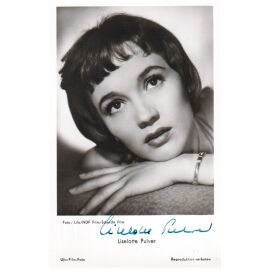 Autogramm Schauspieler | Liselotte PULVER | 1950er (Portrait SW UfA FK1185)