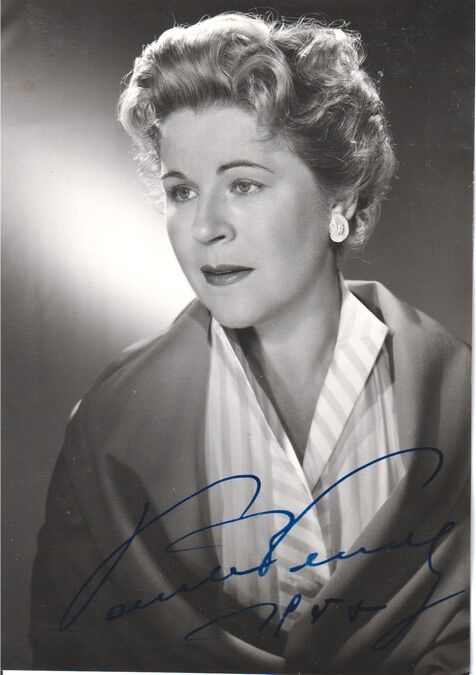 Autogramm Schauspieler | Paula WESSELY | 1940er (Portrait SW)