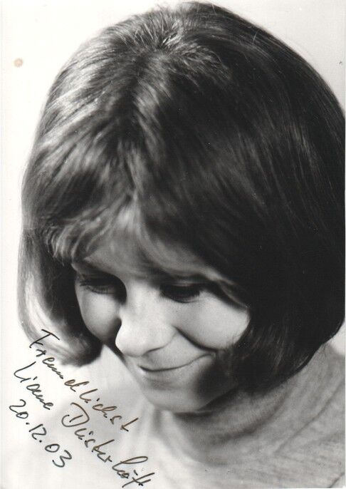 Autogramm Schauspieler | Liane DÜSTERHÖFT | 2000er Foto (Portrait SW)