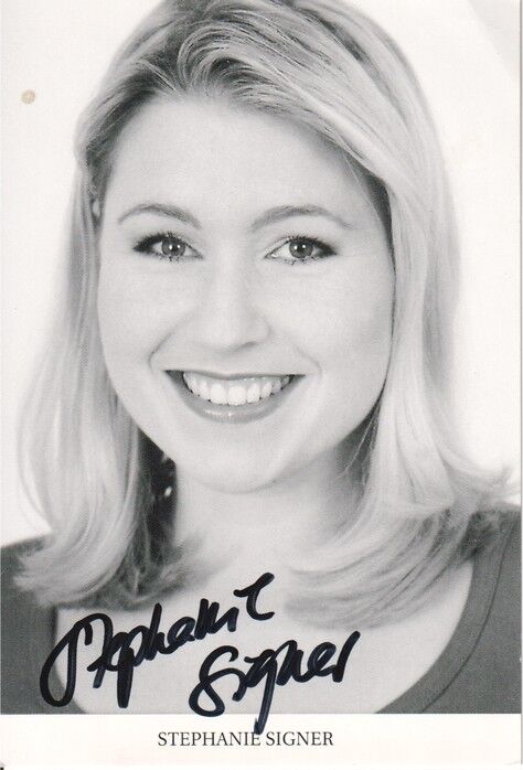 Autogramm Schauspieler | Stephanie SIGNER | 2000er (Portrait SW)