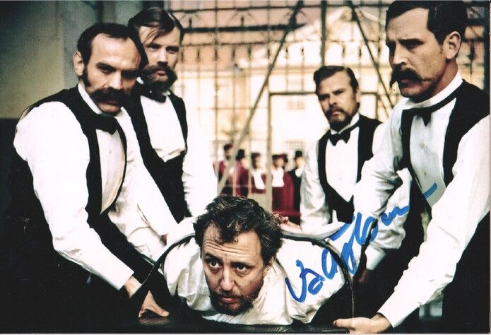Autogramm Film | Vadim GLOWNA | 1975 Foto "Deutsches Attentat" (Filmszene Color)