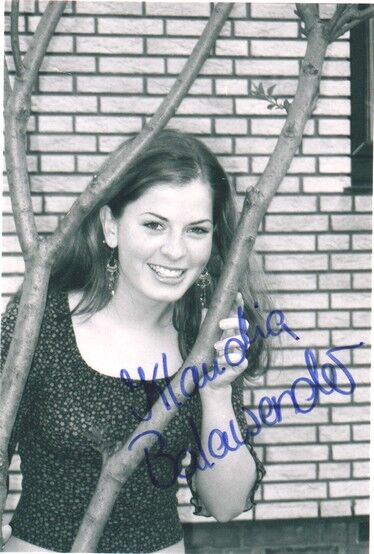 Autogramm Schauspieler | Klaudia BALAWENDER | 2000er Foto (Portrait SW)