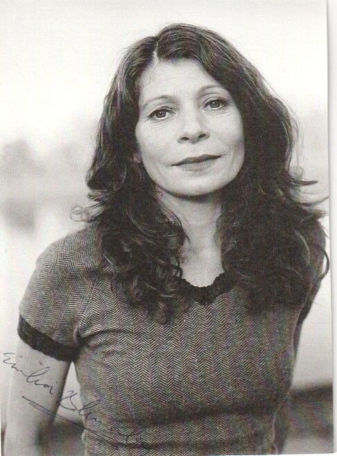 Autogramm Schauspieler | Emilia BLUMENBERG | 2000er (Portrait SW)