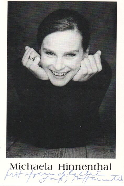 Autogramm Schauspieler | Michaela HINNENTHAL | 2000er (Portrait SW)