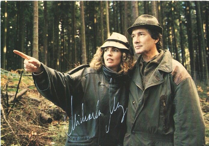 Autogramm TV | ARD | Michaela MAY | 1990er "Forsthaus Falkenau" (Filmszene Color mit Wolff)