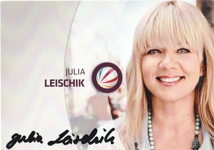 Autogramm TV | SAT1 | Julia LEISCHIK | 2010er (Portrait Color Biggs)