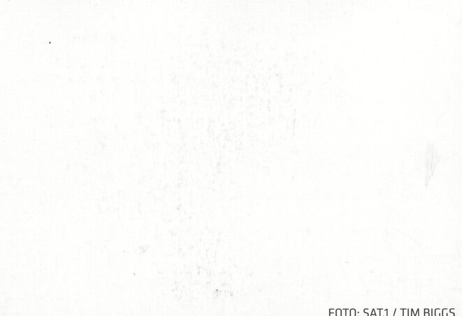 Autogramm TV | SAT1 | Julia LEISCHIK | 2010er (Portrait Color Biggs)