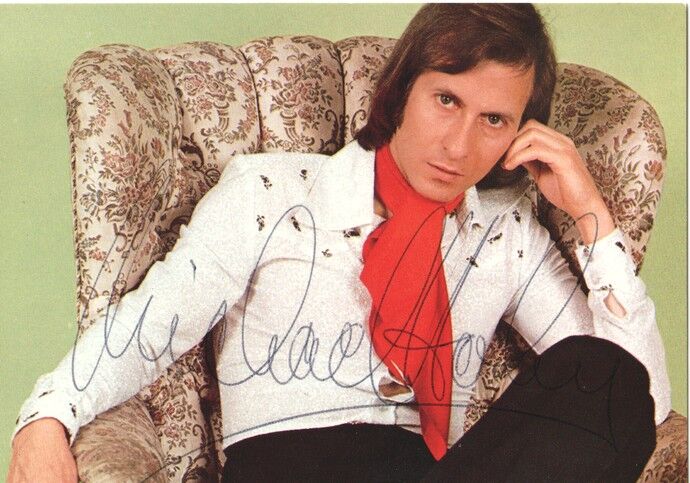 Autogramm Schlager | Michael HOLM | 1975 "Wart Auf Mich" (Portrait Color Ariola)