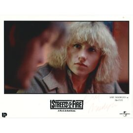 Autogramm Film (USA) | Amy MADIGAN | 1984 Foto "Streets Of Fire" (Portrait Color XL)