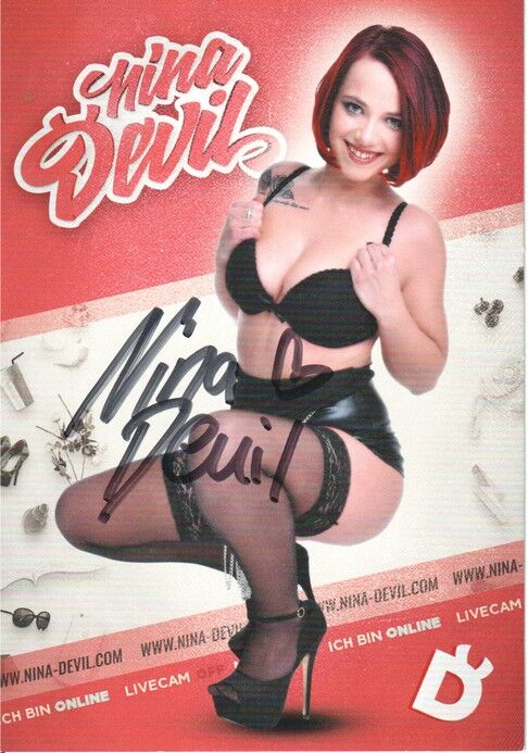 Autogramm Erotik | NINA DEVIL | 2010er (Portrait Color) Website