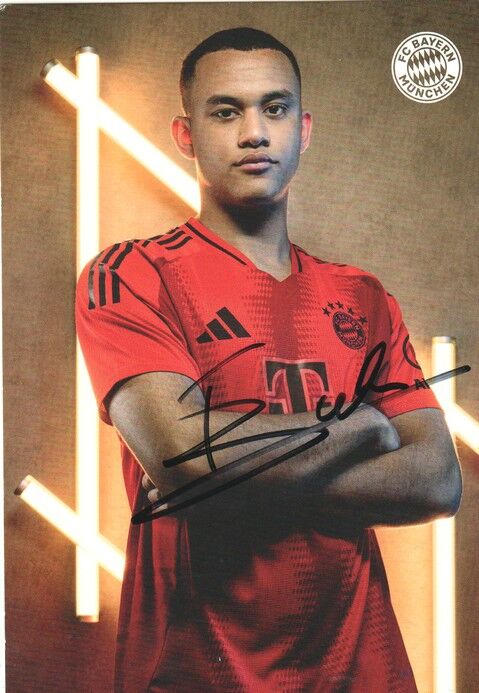 Autogramm Fussball | FC Bayern München | 2024 | Tarek BUCHMANN