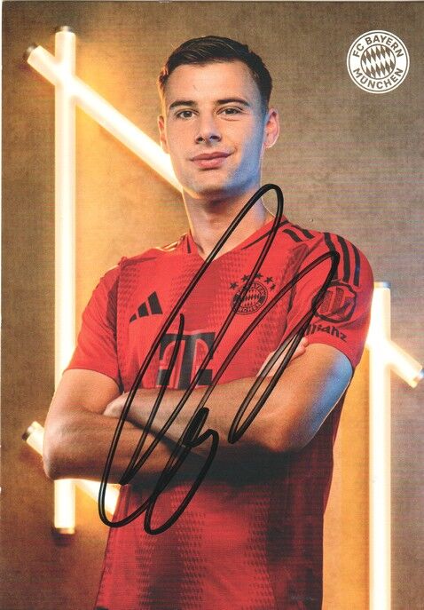 Autogramm Fussball | FC Bayern München | 2024 | Gabriel VIDOVIC