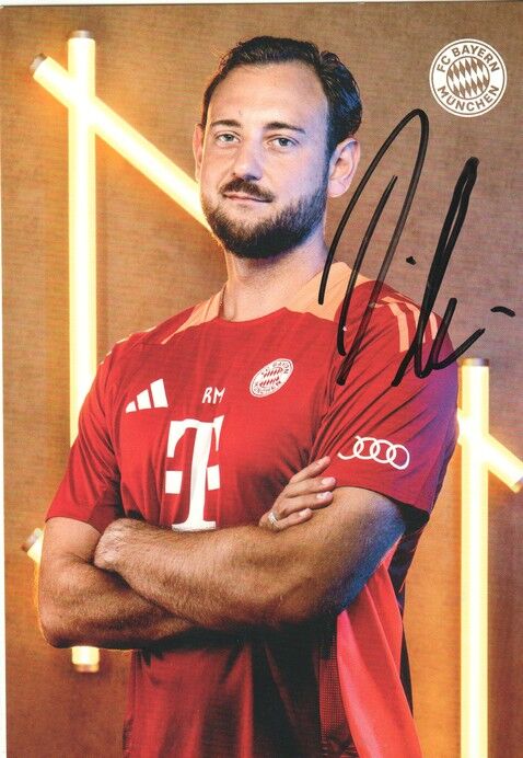Autogramm Fussball | FC Bayern München | 2024 | Rene MARIC