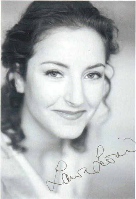 Autogramm Schauspieler | Laura LEONI | 2010er (Portrait SW)