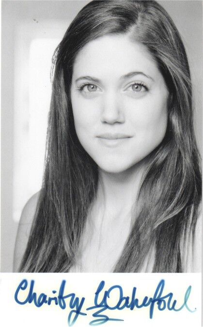 Autogramm Film (UK) | Charity WAKEFIELD | 2000er Foto (Portrait SW)