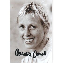 Autogramm Schauspieler | Claudia JACOB | 2000er Foto (Portrait SW)