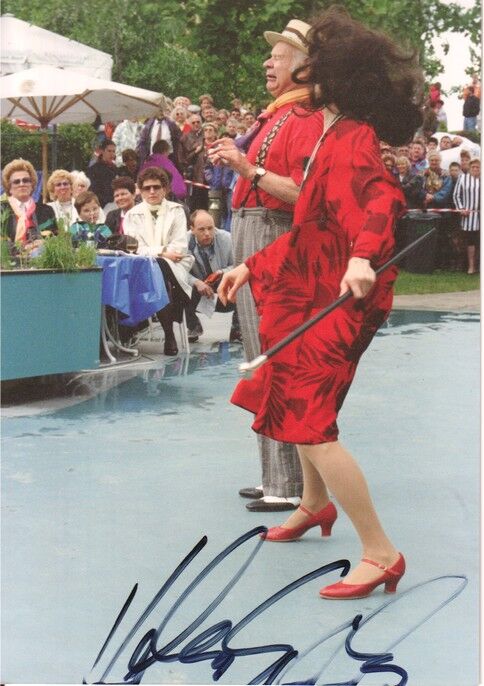Autogramm Schauspieler | Helen SCHNEIDER | 2000er Foto (Privataufnahme Color)