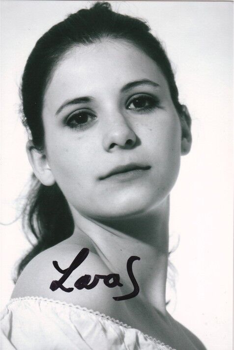 Autogramm Schauspieler | Lara SCHNEIDER | 2000er Foto (Portrait SW)