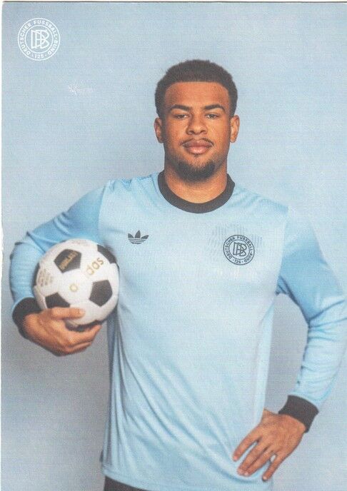 Autogramm Fussball | DFB U21 | 2025 Adidas | Noah ATUBOLU