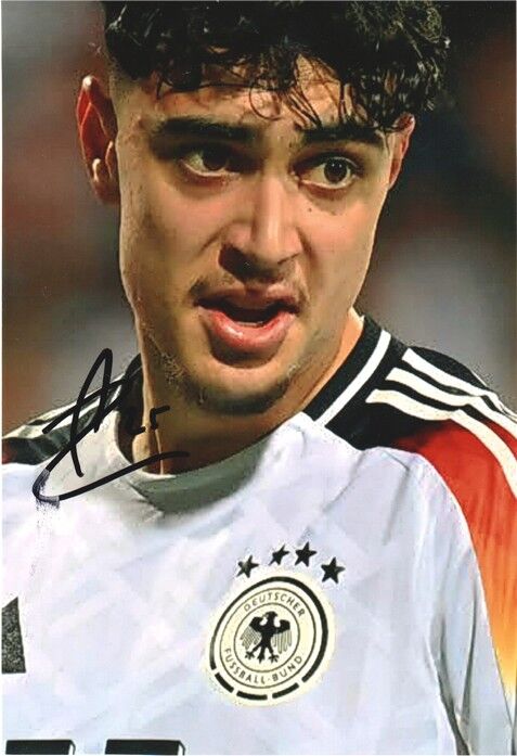 Autogramm Fussball | DFB | 2024 | Aleksandar PAVLOVIC (Portrait Color Griechenland)