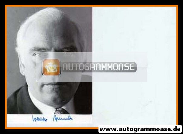 Autogramm Politik | SPD | Walter ARENDT | 1970er (Portrait SW) 1