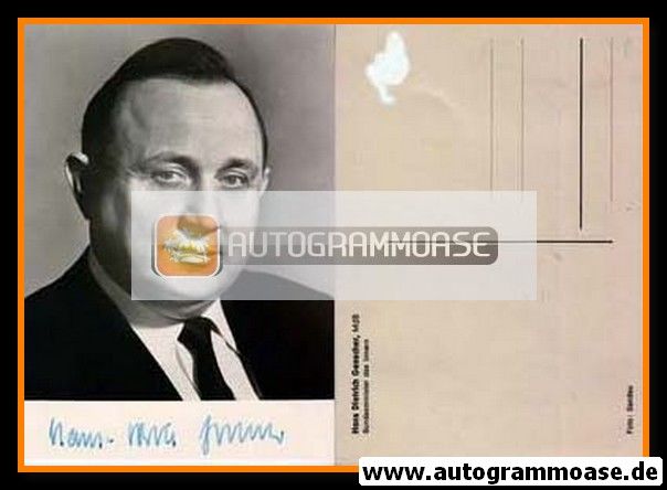 Autogramm Politik | FDP | Hans-Dietrich GENSCHER | 1970er (Portrait SW) 1