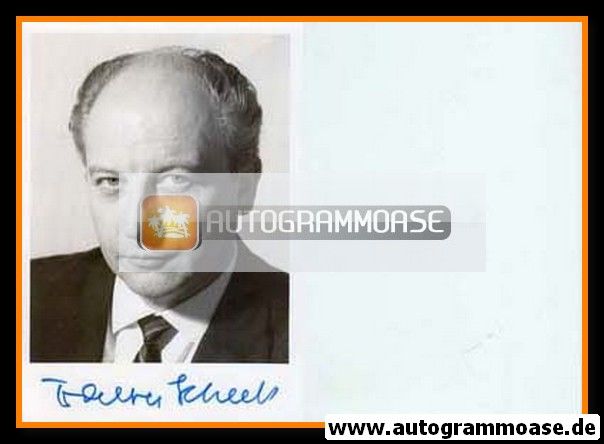 Autogramm Politik | FDP | Walter SCHEEL | 1970er (Portrait SW) 2