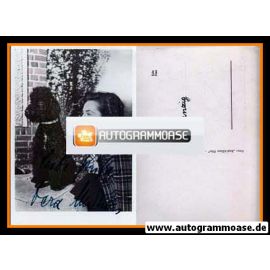 Autogramm Schauspieler | Vera MOLNAR | 1950er (Portrait SW mit Hund) Real