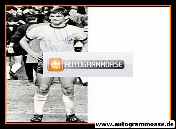 Autogramm Fussball | DFB | 1966 | Wolfgang WEBER (stehend nach Finale)