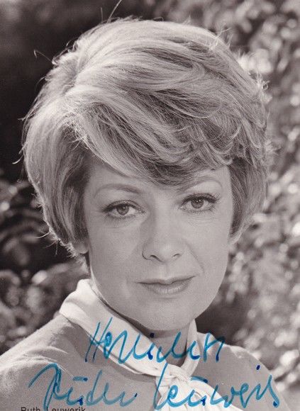 Autogramm Schauspieler | Ruth LEUWERIK | 1970er (Portrait SW Rüdel) Marhoffer