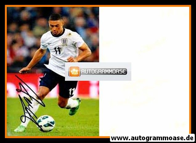 Autogramm Fussball | England | 2010er Foto | Alex OXLADE-CHAMBERLAIN (Spielszene Color)