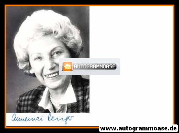 Autogramm Politik | SPD | Annemarie RENGER | 1970er (Portrait SW)