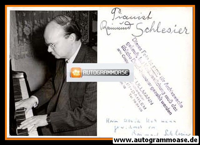 Autogramm Piano | Raimund SCHLESIER | 1970er Foto (Piano SW)