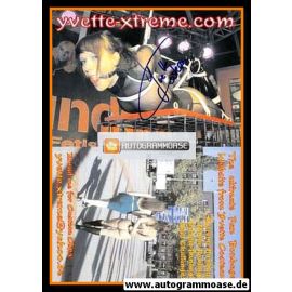 Autogramm Erotik | YVETTE XTREME | 2010er (Portrait Color)