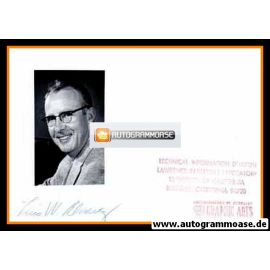 Autogramm Wissenschaft | Luis Walter ALVAREZ | 1960er Foto (Portrait SW)