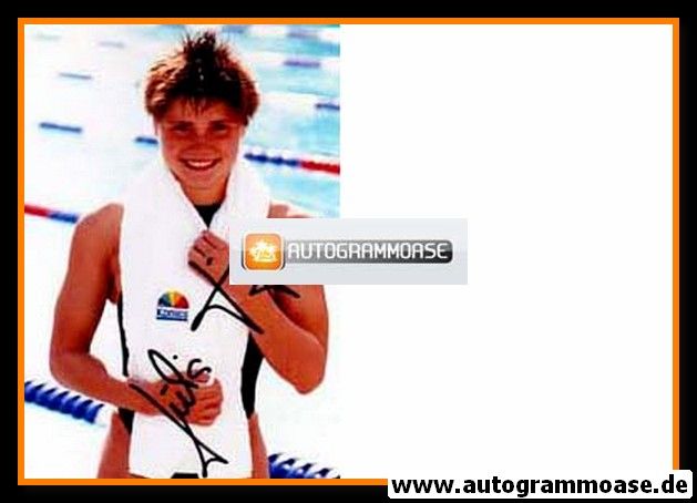 Autogramm Schwimmen | Julia JUNG | 1990er Foto (Portrait Color)
